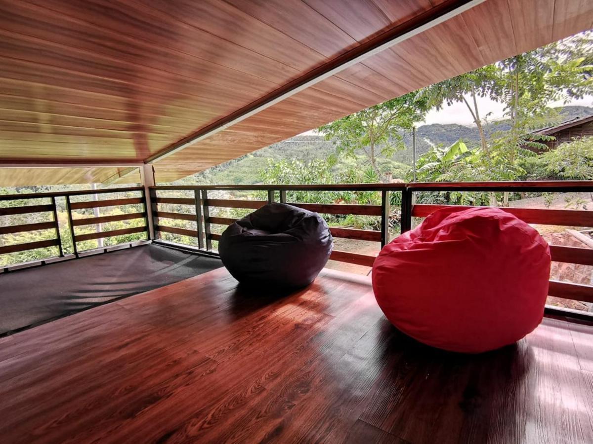 Cabana Hamacas Cartago Exteriör bild